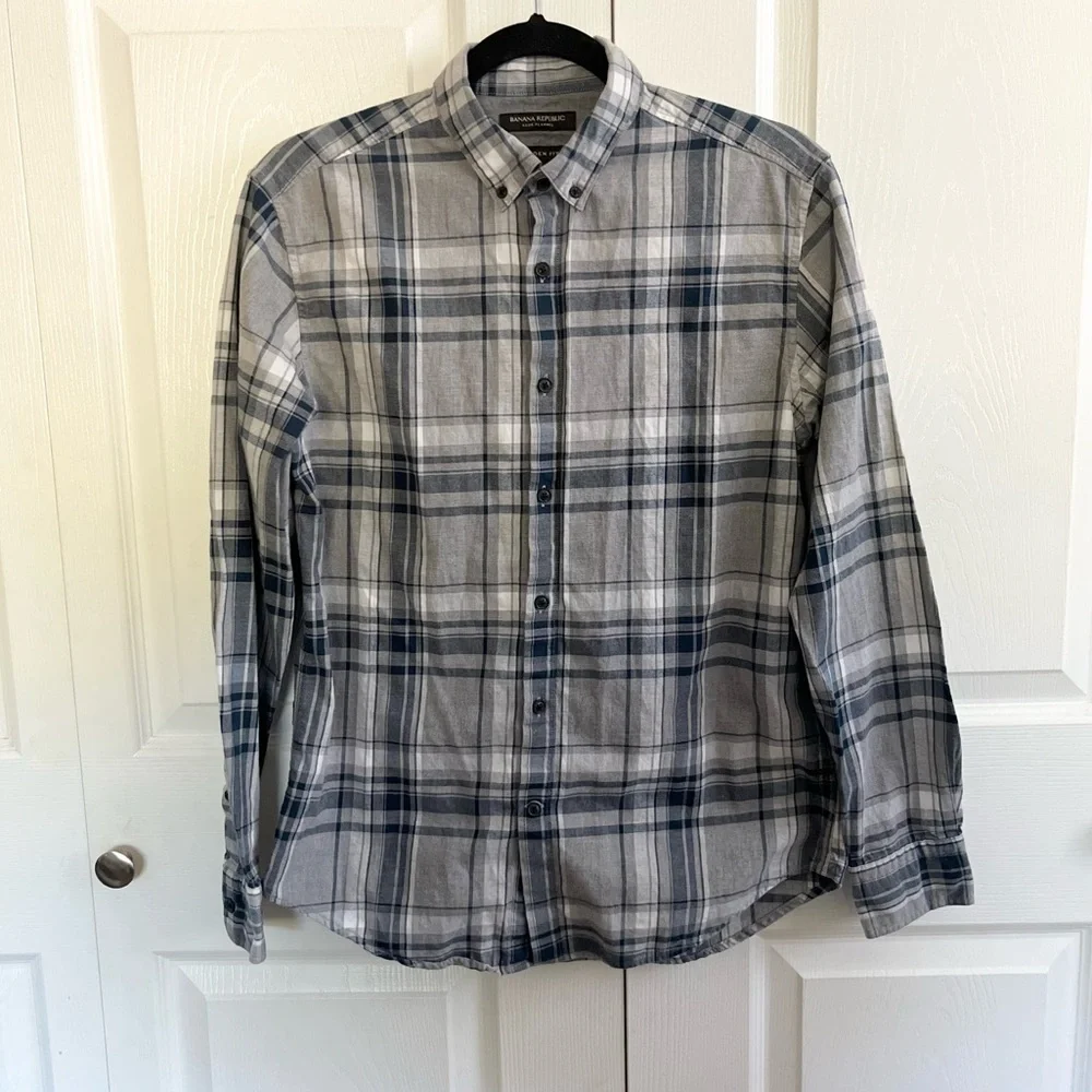 Banana Republic Blue Plaid Dress Shirt Small